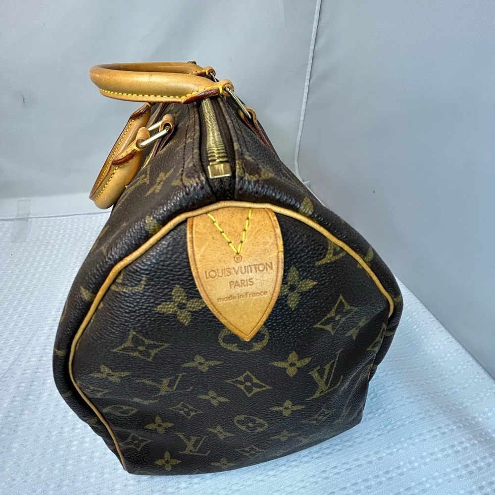 Authentic Louis Vuitton monogram speedy - Picture 5 of 15